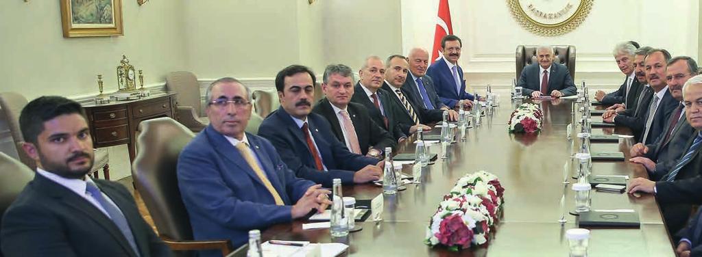 TOBB ULUSAL TOBB Başkanı Hisarcıklıoğlu Yakın zamanda Türkiye Odalar ve Borsalar Birliği Yönetimi olarak Mısır a gideceğiz. Heyette özel sektör temsilcileri olacak dedi.