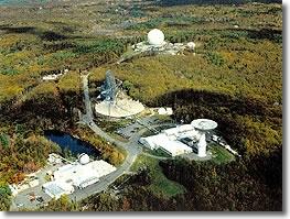 ABD üssünde bulunan radar sistemleri Milestone Hill Gözlemevi.