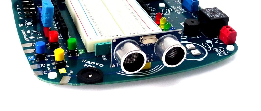 Sayfa - 26 TRIG ECHO HC-SR04 Mesafe SENSÖRÜ HC-SR04 Ultrasonik mesafe sensörü Arduino ile yaygın olarak kullanılan bir sensördür. dnyarduino üzerinde dahili olarak bulunmaktadır.