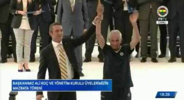 Genç kaleci için Fenerbahçe iddiası Premier Lig fikstürü açıklandı Ağaoğlu'ndan formalı bayramlaşma Efsane Trabzon'a geri döndü Okan Buruk'la yollar ayrıldı Eskişehirspor, Ümit Özat'la görüştü