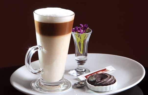 Espresso Özel arabica çekirdeklerinden hazırlanmış muhteşem lezzet keyfi. 9,00 tl Espresso Macchiato Espresso ve süt köpüğü.