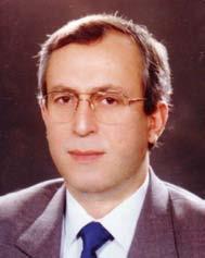 Engin Midilli 1952 yılında, Erzurum da doğdu. 1976 yılında Çukurova Üniversitesi İnşaat Mühendisliği Bölümünden mezun oldu. Mezuniyetinin ardından özel bir firmada çalıştı.