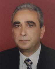 Mustafa Özcan 1949 yılında, Elazığ-Alpagut ta doğdu. 1976 yılında, Elazığ Devlet Mühendislik Mimarlık Akademisi İnşaat Mühendisliği Bölümünden mezun oldu. Mezuniyetinin ardından YSE de çalıştı.