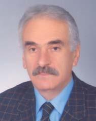 1976 yılında, İstanbul Devlet Mühendislik ve Mimarlık Akademisi Işık Mühendislik Yüksekokulu İnşaat Mühendisliği Bölümünden mezun oldu.