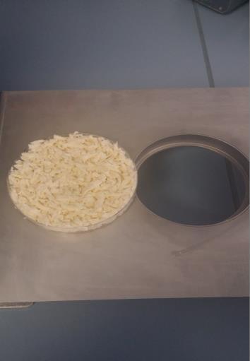 peyniri telemesi ve beyaz peynir numuneleri rende veya rondo