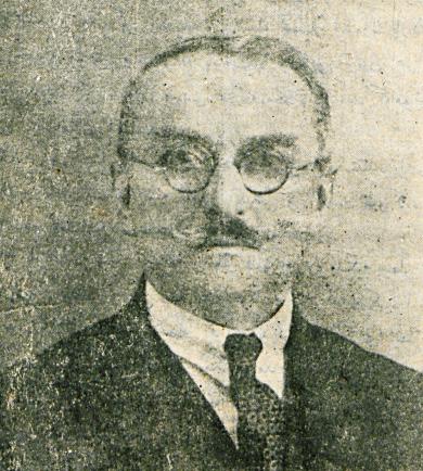 (8,14). Derneğin veznedarlık görevini üstlenen Ahmet Hamdi Bey (Şekil 3) Baytar Mekteb-i Âlisi/Yüksek Baytar Mektebinde 1921-1933 yılları arasında anatomi alanında öğretim görevini sürdürmüştür (14).