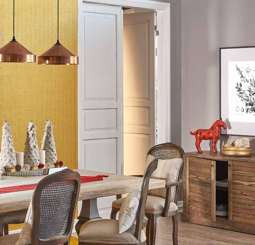 Doğal ahşap mobilyalar yemek odanıza country stil esintileri getirerek mekânda etkileyici bir algı yaratacaktır.