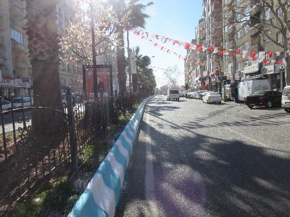 Mahallesine, Ekinözü İlçesi Ataköy Mahallesine ve Türkoğlu İlçesi Doluca Mahallesine halı saha yapım çalışmaları 2017 yılında başlamış olup, 2018 yılı içerisinde tamamlanacaktır.