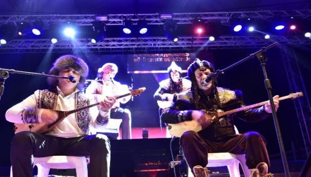 Dursun Ali Erzincanlı ile Şiir Dinleti Konseri: 23 Eylül 2017 tarihinde Dondurma
