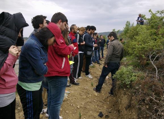 eşiklerin genel yapısı, ebatları, denge eğimi, bir oluk erozyonu görülen kısımda ne kadar kuru duvar eşik