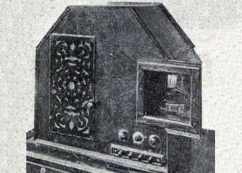 İlkler İlk Televizyon 1923 yılında, John Logie Baird tarafından İngiltere de icat edilmiştir. İlk televizyon görüntüsü ise yine Baird tarafından 1926 yılında yayınlanmıştır.