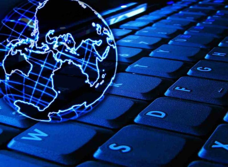 Günümüz Siber Saldırıları 1) Veri Sızıntıları (Ticari ve kişisel veri hırsızlığı) 2) Sektörel