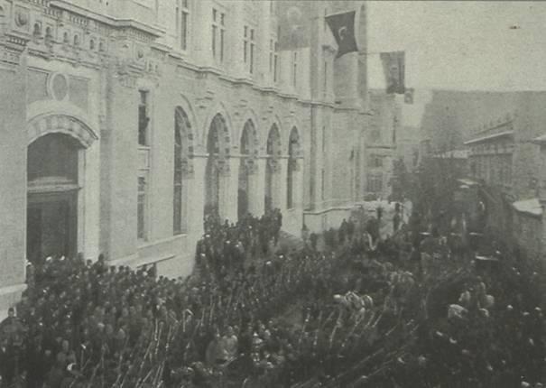 1908 Seçimleri ve Sonuçları: I. Meşrutiyet dönemi uzun sürmemiş,padişah II. Abdülhamit, Meclis-i Mebusan ı tatil etmişti.