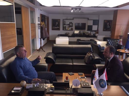 Yetkilisi Mustafa Haydar DEMİROK, Menemen Ticaret Odası Yönetim Kurulu Başkanı Yılmaz GÜRAL ı makamında ziyaret etti.