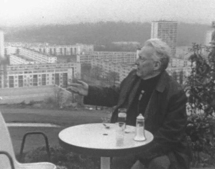 HENRY LEFEBVRE 1901-1991 1901 de Fransa da doğdu. Sorbonne da felsefe eğitimi aldı.