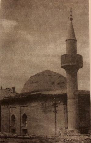 Yerine 1923 yılında açık şerefeli, ahşap bir minare daha yapılmıştır.
