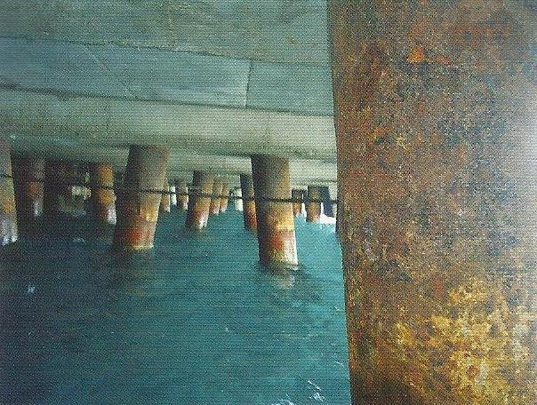 Çelik Yapılarda Korozyon : Deniz yapılarında kullanılan çelik elemanlar, deniz ve çevresindeki ortamın korozif etkilerine açıktır.