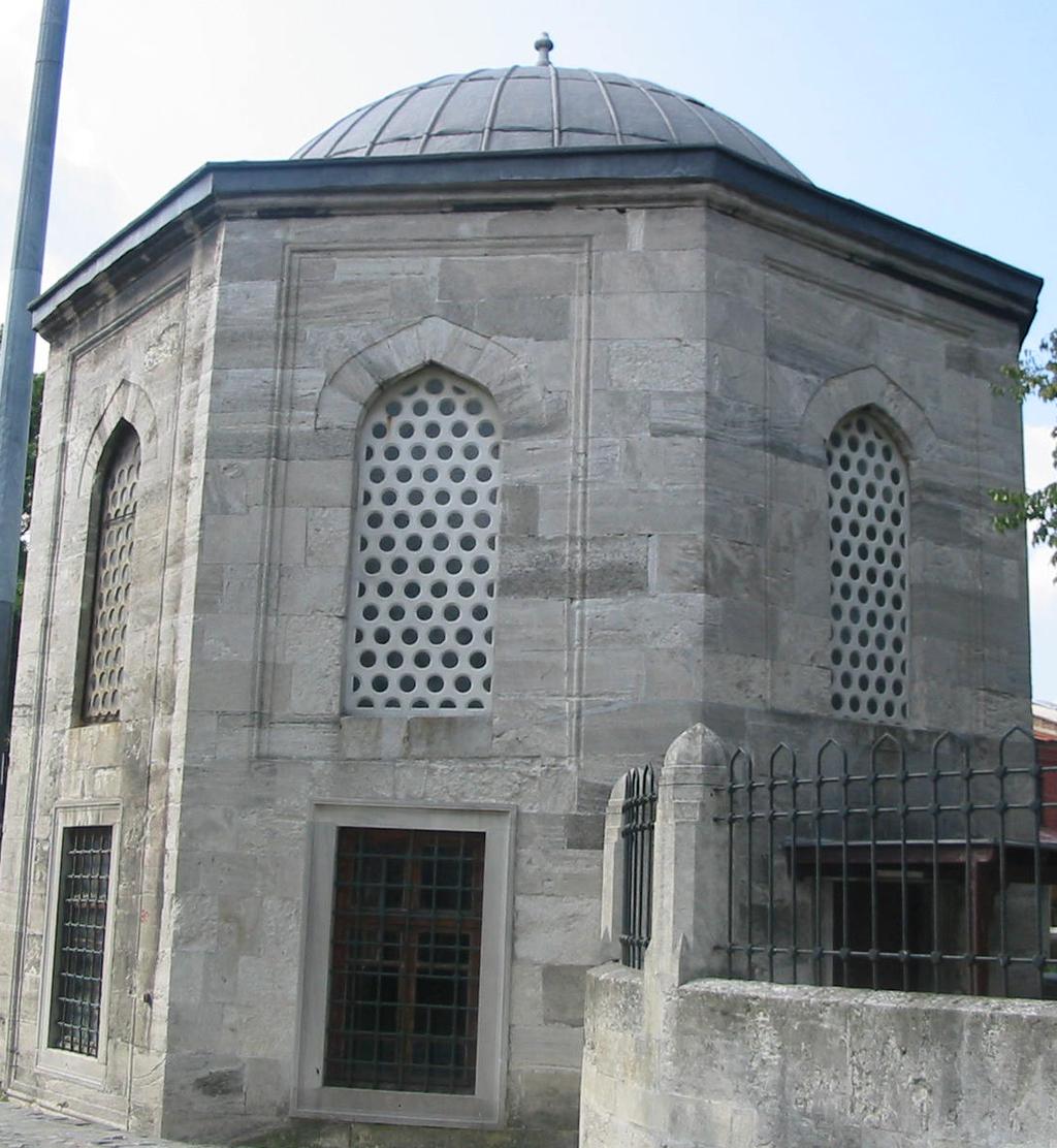 Eyüp Camii Etrafı 21 ŞEKERPARE KADIN TÜRBESİ Yaptırdığı Türbeye Defnedilmek Nasip Olmadı. Sultan 1. İbrahim Dönemi (1615-1648) Saray Musahibelerindendir.