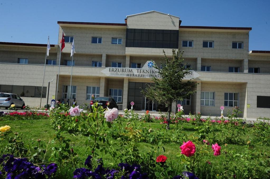 Eğitim-öğretim hizmetleri ise Erzurum Teknik Üniversitesi kampüs alanında inşa edilen Merkezi Derslik Binası ile 2015 yılında faaliyete geçen İktisadi ve İdari Bilimler binasında yerine