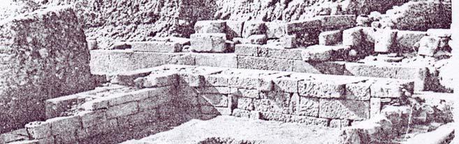 Fig.6. 13 nolu yapı (kare planlı A Yapısı) Akurgal kazıları Yapının işlevini tam olarak anlayabilmek için masif taş örgü sistemine sahip yapılara bakmak yerinde olacaktır.