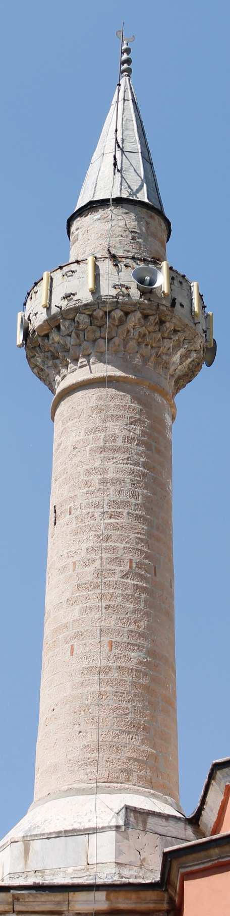 Minareye çıkılan merdiveni, duvar içinde tutulmuştur (Şekil 97). Şekil 97. Firuz Bey Camii Minare 4.