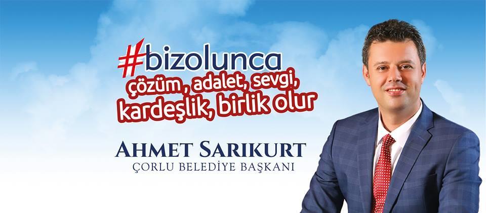 Göstergebilimsel çözümlemelerde anlam, görünenden görünmeyene doğru giden katmanlardan oluşur. Birinci düzlemde düzanlam, ikinci düzlemde yananlam bulunur. Yananlama çağrışımsal anlam da denmektedir.