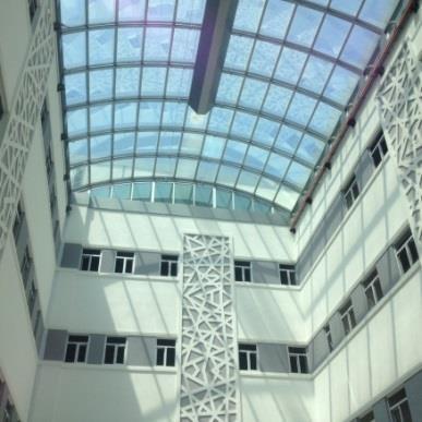 Binanın3.,4.,5.,6,7., katlarında toplam 16.000 m² alan içerisinde ise 200 yatak kapasiteli Onkoloji Hastanesinin yer alması planlanmıştır.