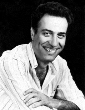 Tekst 6 Kemal Sunal 1 Kemal Sunal, Türk sinemasının gelmiş geçmiş en büyük komedi oyuncularından biri olarak kabul edilir.