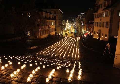 15 Aralık Cumartesi 16 Aralık MÜZİK Pazar Josefwiese de Dayanışma - "Eine Million Sterne" Bugün İsviçre de yüzün üzerinde yerde mumlar yakılacak.