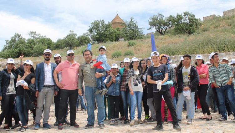 Merkezi ve Gevaş Belediyesi ortaklaşa Akdamar