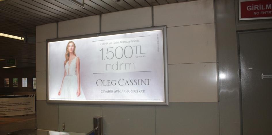 OLEG CASSINI METRO FIX PANO