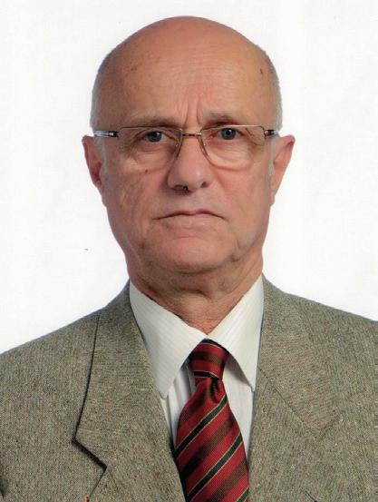Prof. Dr. Ahmet ERDOĞAN 1971 Ankara Üniversitesi Tıp Fakültesi mezunuyum. 1972 de Ankara Üniversitesi Tıp Fakültesi Nöroşirürji Anabilim Dalında ihtisasa başladım.