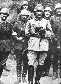 1915 жылғы қаңтардың 8-інде Британия әскерлері Стамбұлды басып алу мақсатымен соғыс оперциясын бастайды.