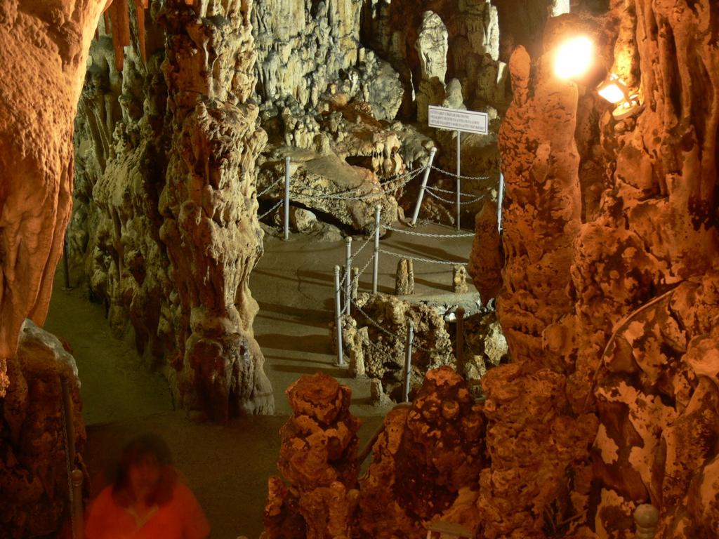 Mağara Turizminin İlke Ve Esasları İle Kullanımdan Kaynaklanan Sorunlar Fundamentals And Principles Of Cave Tourism And Problems