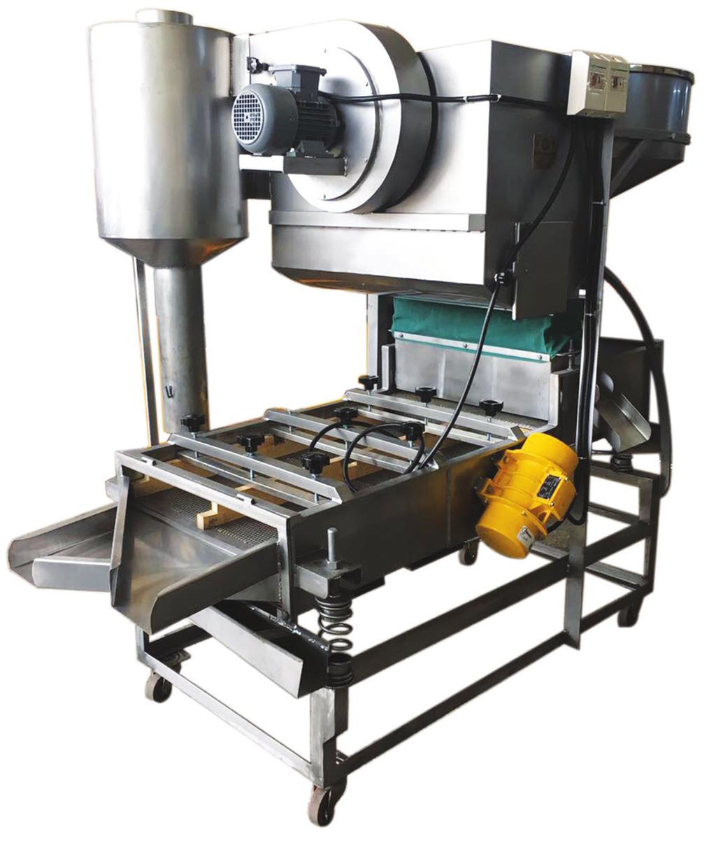 Selektör Selector Vibrating Sieving Machine ÖZELLİKLER Uzunluk : 2000 mm Yükseklik : 1800 mm Genişlik : 1000 mm Length : 2000 mm