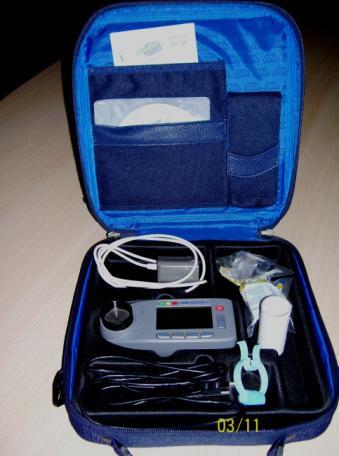 53 3.4. Sonuç Değerlendirme Ölçümleri Solunum Fonksiyon Testleri: Solunum Fonksiyon testleri Spiromed Winspiro Pro-Spirobank II portable solunum fonksiyon test cihazı ile yapıldı (Şekil 3-8).