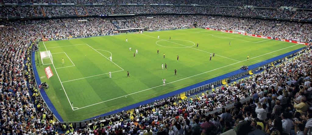 2017-2018 futbol sezonunda 10,2 milyon futbolseverin stadyumlarda lig maçlarını izlediği La Liga da sadece Barcelona ve Real Madrid in iç saha maçlarındaki toplam seyirci sayısı 3 milyon olarak