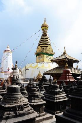 Maymunlar Tapınağı da olarak bilinen, Budistlere ait Swyambhunath Tapınağını ziyaret edeceğiz.