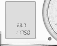 Göstergeler ve kumanda birimleri 113 Kilometre sayacı bir sıfırlama düğmesi bulunur: sıfırlamak için, kontak açıkken düğmeyi birkaç saniye basılı tutun.