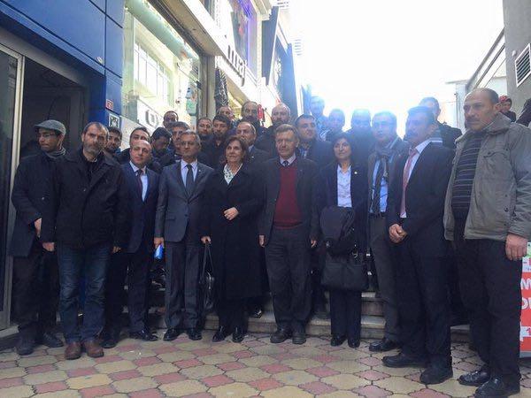 5. Sivas Demir Çelik Fabrikası'nın (SİDEMİR) işten çıkarılan işçilerinin sorunlarına çözüm aramak üzere oluşturulan CHP heyeti ile birlikte Sivas'a giderek görüşmelerde bulundu.