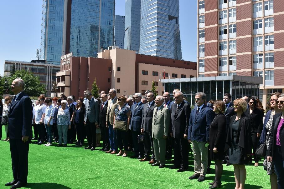 Geçen yıl kaybettiğimiz Ufuk Üniversitesi Onursal Kurucu Mütevelli Heyeti Başkanı Prof.Dr. Rıdvan Ege, ölümünün birinci yılında törenlerle anıldı.