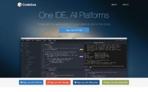 Codebox, hem masaüstü hem de bulut tabanlı çalışan bir platform. Gelişmiş kod editörü onlarca dili destekliyor.
