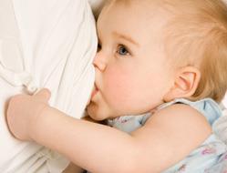 HBsAg Pozitif Tedavi Alan Anne Bebeğini Emzirebilir mi? Tenofovirin anne sütündeki konsantrasyonları çok düşüktür.