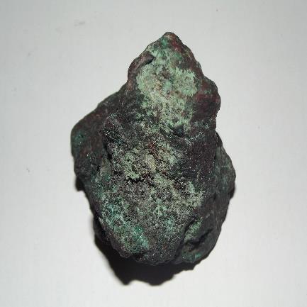 köpürür ve Azurit,kuprit,bakır yeşil çözelti verir AZURİT Cu 3(CO 3) 2(OH) 2 Kristal Sistemi: monoklinal