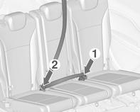 İkinci koltuk sırasının orta emniyet kemeri Orta koltuk özel bir üç noktalı emniyet kemeri ile donatılmıştır. Kilit dillerini kemerle birlikte tavandaki kemer tutucudan çekip çıkartın.