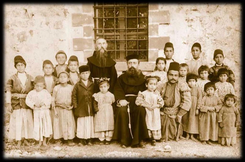 1869 tarihli Maarif-i Umumiye Nizamnamesi azınlık ve yabancıların okullarına bazı düzenlemeler getirmişti; Okulların Maarif Nezareti veya mahalli Maarif İdaresinden ve Vali den izin alınarak