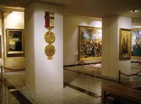 sergi alanına ulaşmıştır. 26 Ağustos 2002 tarihinde yeni eklenen bölümler ile birlikte müze devlet töreniyle açılmıştır. Bu tarihten itibaren müze, Atatürk ve Kurtuluş Savaşı Müzesi adını almıştır.