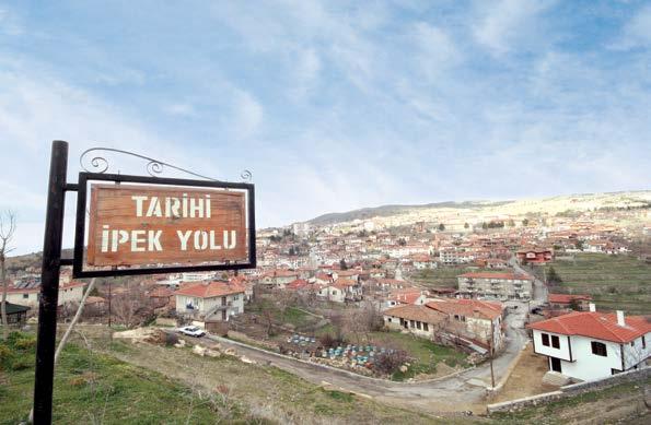 Beypazarı nda yüz yıllardır kullanıla gelen ve orijinalliğini kaybetmemiş olan Derbencik, Karcıkaya ve Hacılar köprüleri, İpek yolunun önünden geçtiği Boğazkesen Kümbeti 13 üncü yüzyıldan kalma