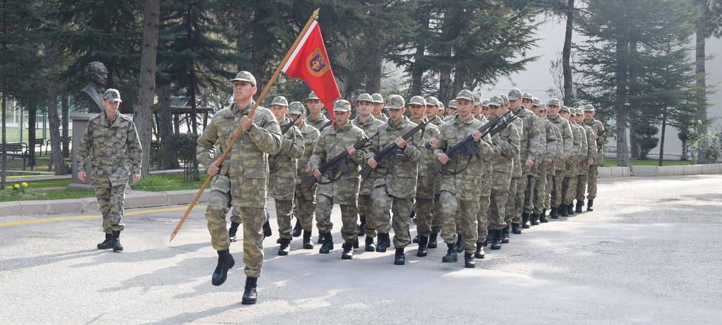 Bando Astsubay Meslek Yüksekokulu Askeri Eğitim Öğrencilerin yönetim ve karar verme alanlarındaki