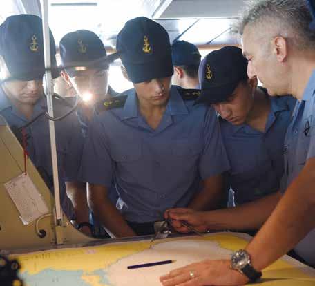 çağdaş bir asker ve denizci olmalarını sağlamak amacıyla askeri eğitim